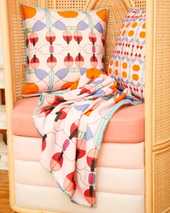 Plaid|Lanerossi plaid e cuscino by Elena Salmistraro Campanule